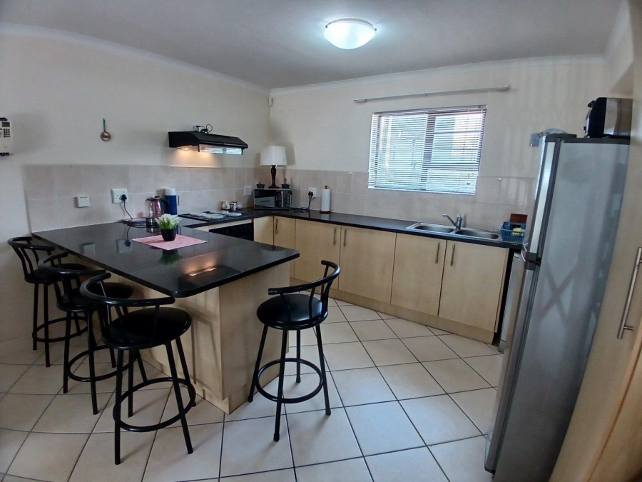 2 Bedroom Property for Sale in Hartenbos Central Western Cape